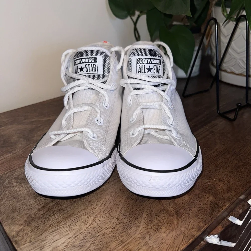 Converse these stylish